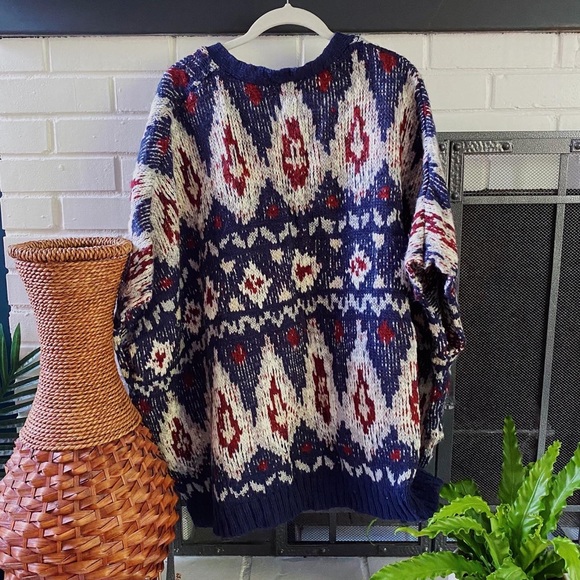 Aerie Oversized Southwestern/Aztec Sweater Poncho - Picture 2 of 8